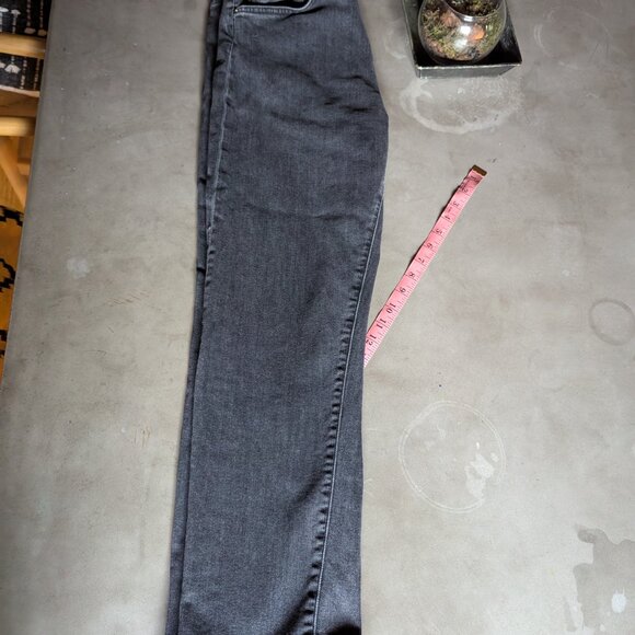 TOTEME Twisted Seam Washed Black Jeans 30 / 32 (best for US size 6 or 8) - Picture 15 of 16
